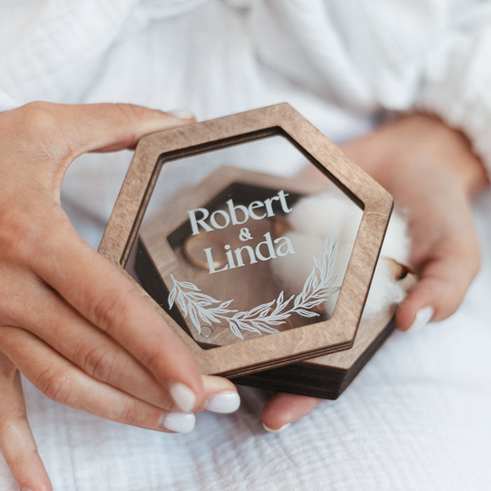 17 Most Unique Wedding Ring Box Designs for Your Engagement